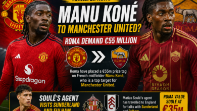 Manchester United transfer target Manu Koné celebrates for AS Roma during a Serie A match.